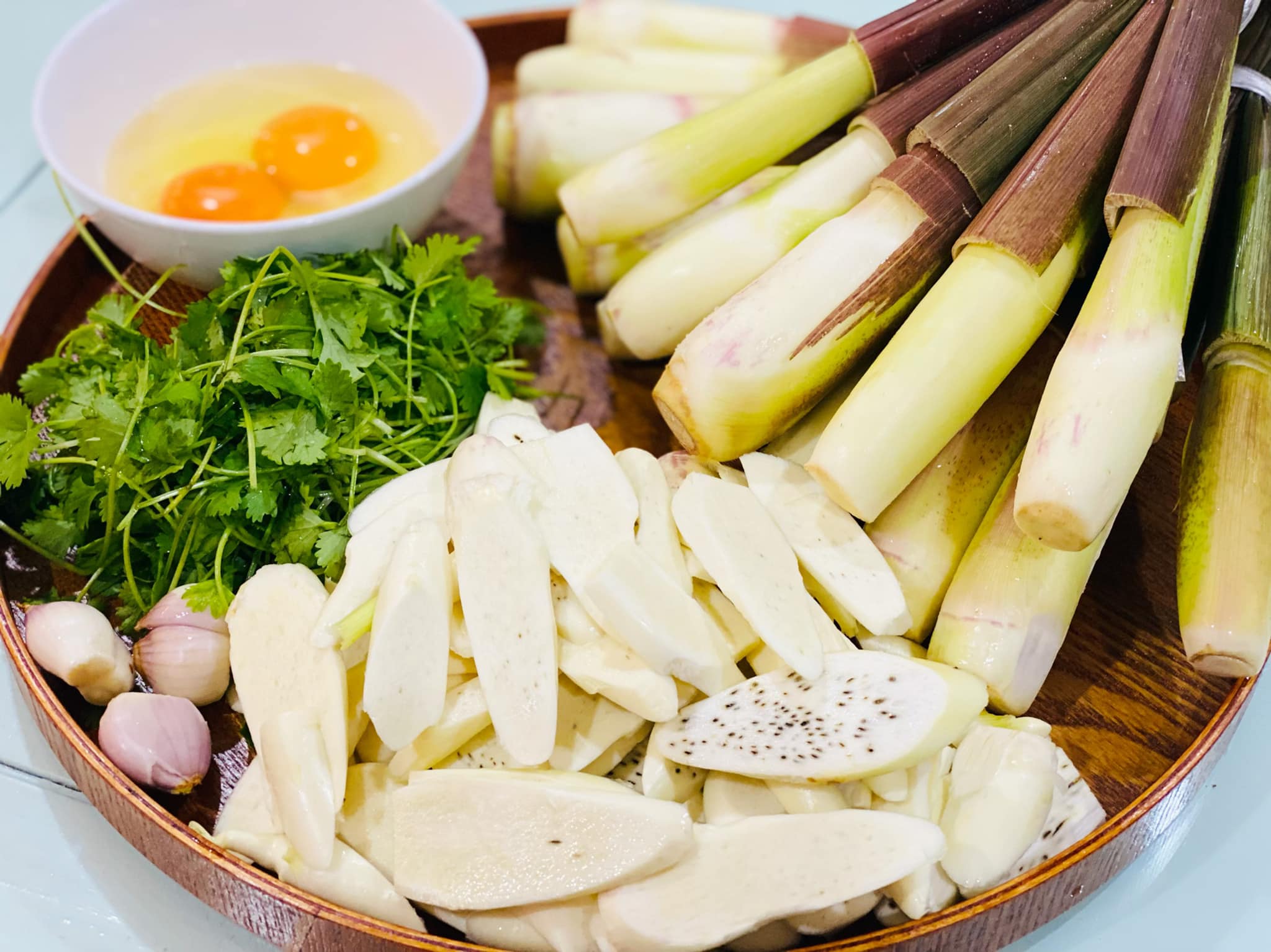 Củ niễng giống Củ niễng giống